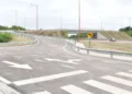 Reclaman luz en el acceso a Hipólito Yrigoyen