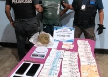Detiene a un hombre por venta de drogas en Embarcación