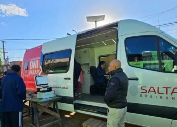 Continúa el operativo del Móvil del Registro Civil en Orán