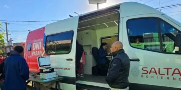Continúa el operativo del Móvil del Registro Civil en Orán