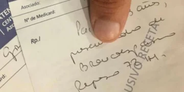 Orán: Joven imputada por falsificar una receta médica y lesionar a una mujer al intentar huir