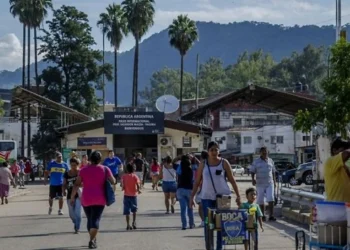 Bagayeros bloquearan el puente internacional entre Salvador Mazza y Bolivia por 24 horas