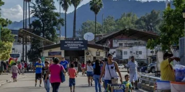 Bagayeros bloquearan el puente internacional entre Salvador Mazza y Bolivia por 24 horas