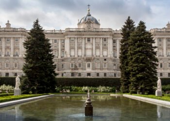La Casa Real española le negó una reunión a Milei