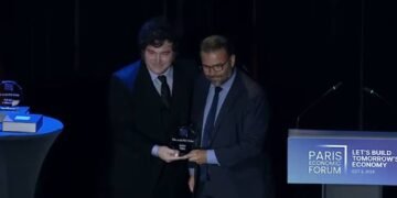 Milei fue galardonado como el economista más influyente