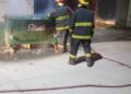 Le prendieron fuego a otro contenedor de basura