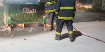 Le prendieron fuego a otro contenedor de basura