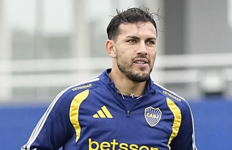 Paredes se recuperó y jugará mañana ante Vasco da Gama