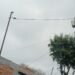 Vecina denuncia el mal estado de un poste