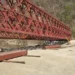Continúa el montaje del puente Bailey de Los Toldos
